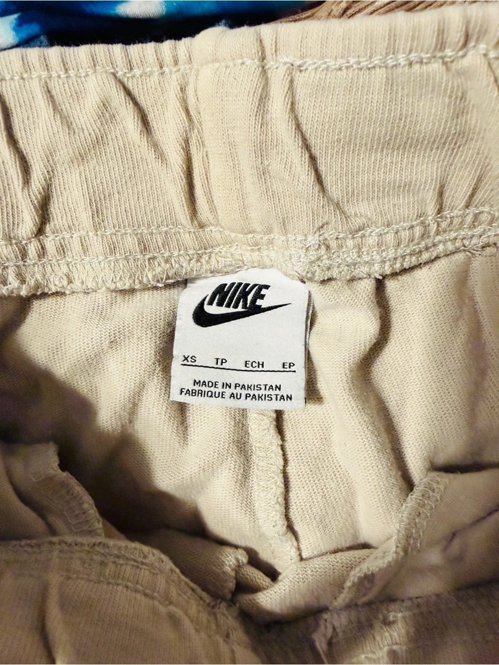 Nike Women’s XS Beige Cream Sweat Shorts Drawstring Embroidered Swoosh